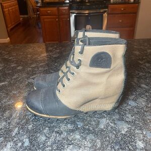 Sorel 1964 Premium Wedge Boots Women's Sz 8.5 PDX Canvas Tan Black